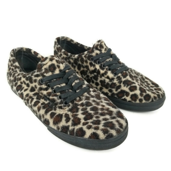 vans fuzzy leopard